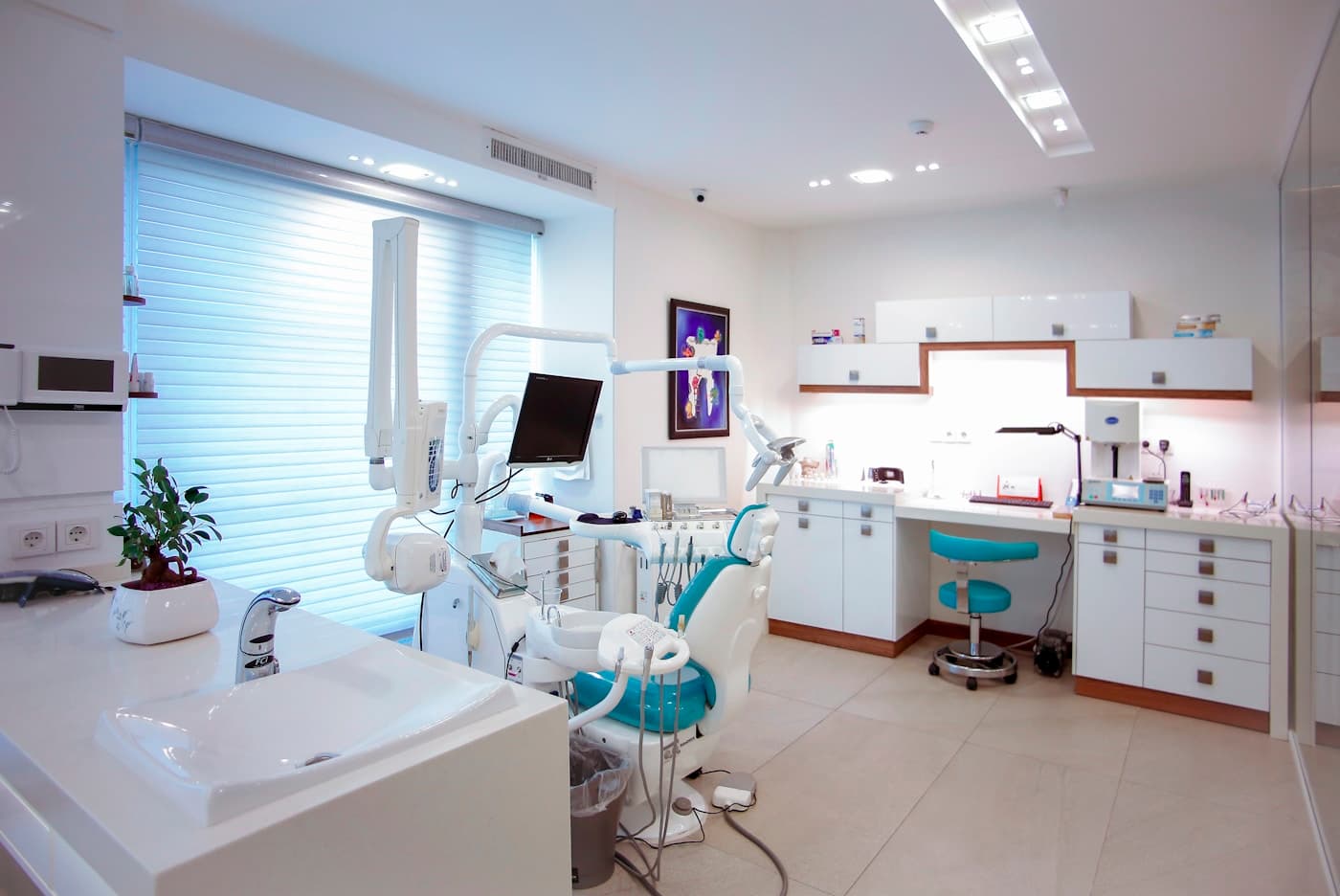 Nova Dental klinik ve gülüş tasarımı